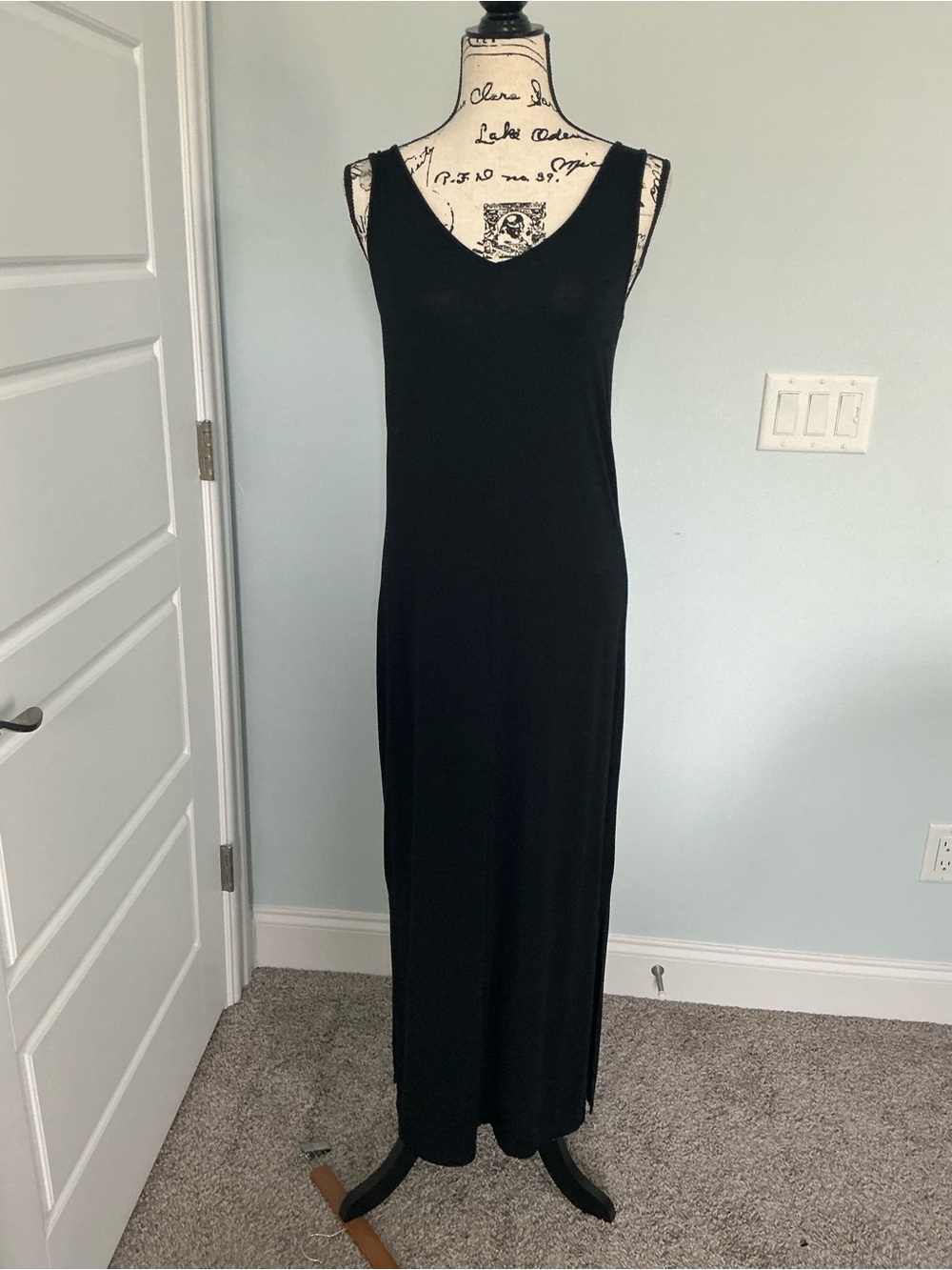 Black Sleeveless V-Neck Maxi Dress - Women